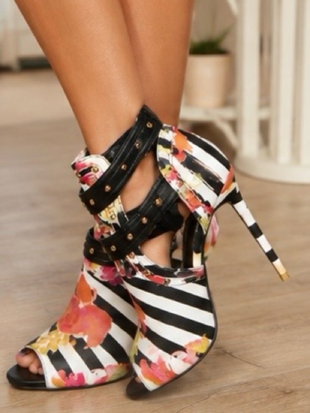 XYD Floral Striped Peep Toe Stiletto Heels Studded Buckle Size 6 NWOB